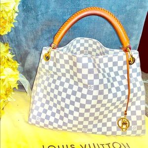 AUTHENTIC⭐️LV Artsy Handbag AzureDamier MM**